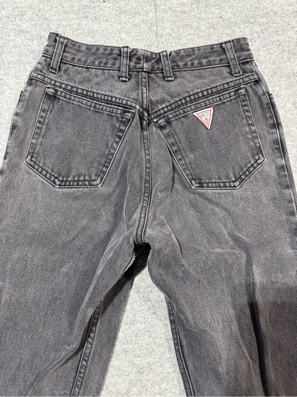 Guess High Rise Women’s Jeans - Washed Black - Picture 5 of 9